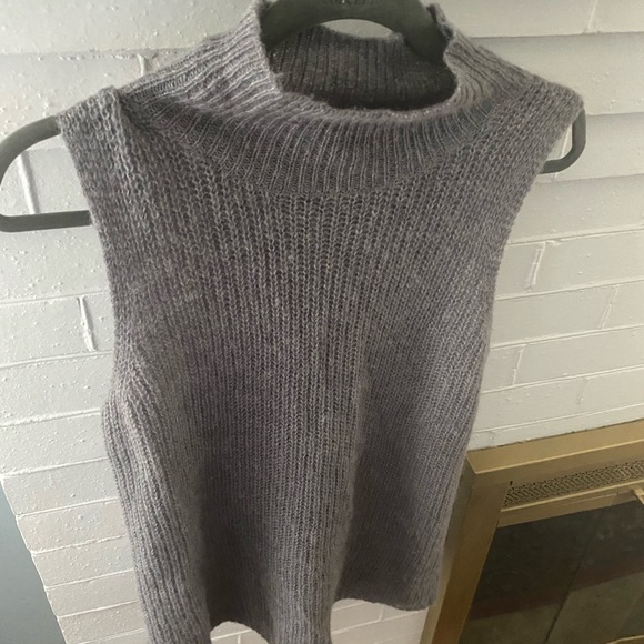 Sz Small French Connection Sweater - Picture 6 of 8